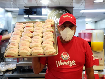 Guatemala Wendy's Gives Back